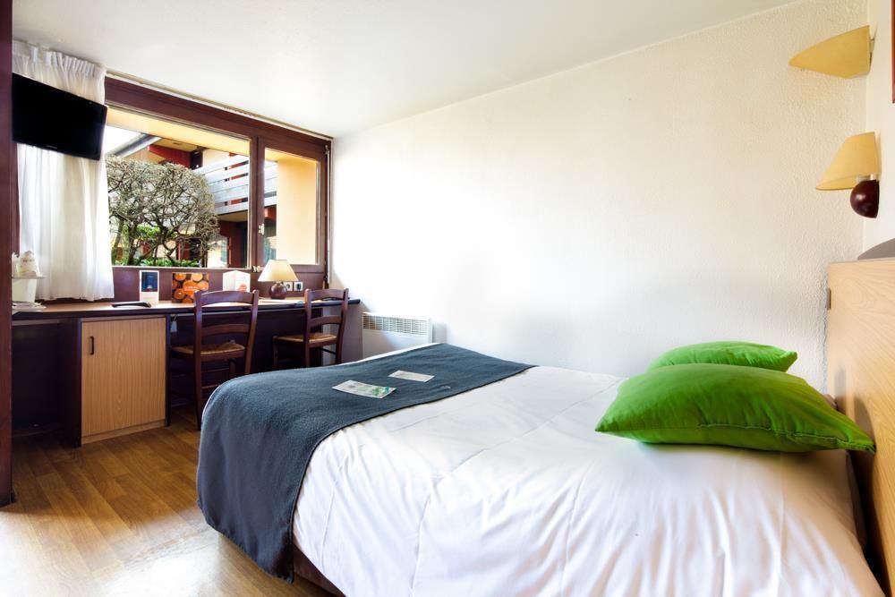 Premiere Classe Lille Sud Henin Beaumont Noyelles-Godault Exterior foto